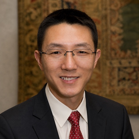 Dong (Roman) Xu